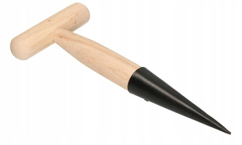 Dřevěný vybírač výsadbových jamek