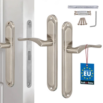 Klasická dveřní klika dlouhá štítka bez otvoru saténová